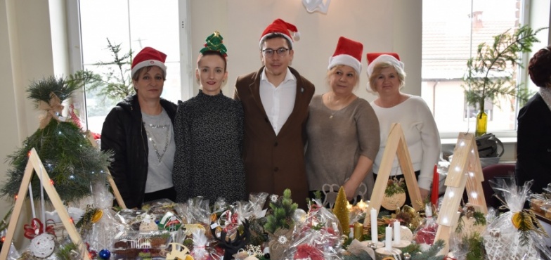 Było pięknie, kolorowo i smakowicie. Wszystko w szczytnym celu 