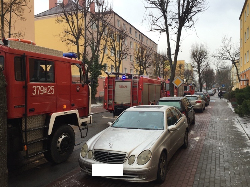 Lokator gasił olej na patelni. Pożar przy Energetyka