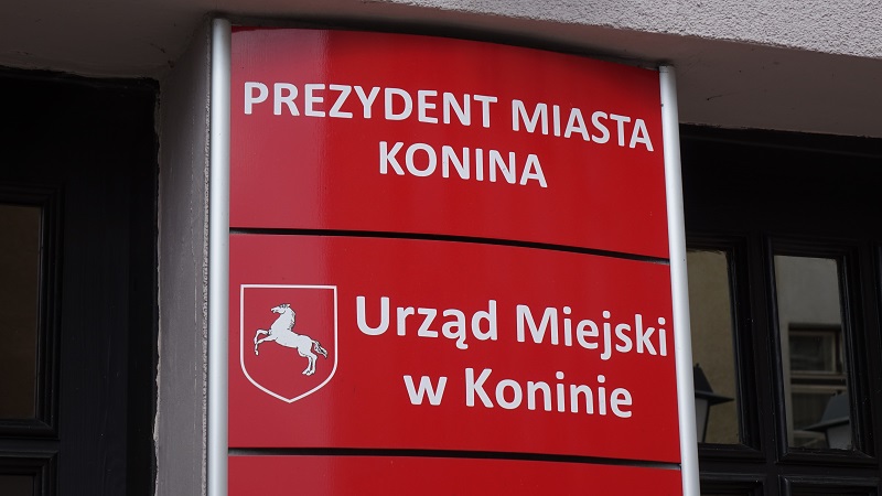 W urzędzie bez zwolnień, ale nie będzie nagród i podwyżek. „Mamy trudną sytuację budżetową” 