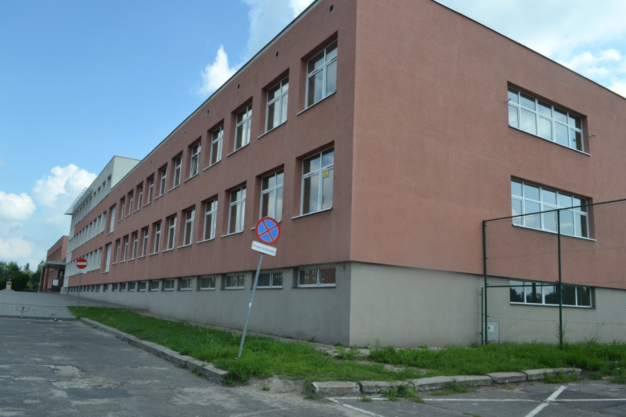 Prezydent ogłosił konkurs na dyrektora. Kto zostanie szefem szkoły?