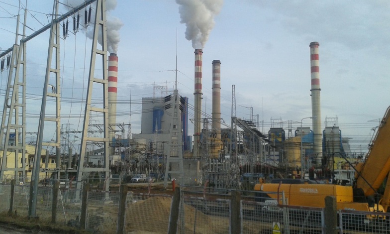 Pożar w Elektrowni „Pątnów”. Trwa akcja gaśnicza