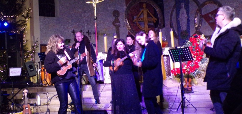 „Przełóżmy fakt Bożego Wcielenia w miłość społeczną”. Drugi koncert „GRAMY DLA HOSPICJUM”