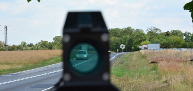 Kierowcy nagminnie przekraczają prędkość. Posypało się sto mandatów