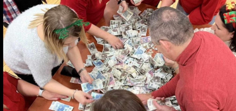 KRÓLESTWO GOSPODYŃ. Przyszło wiele osób z otwartymi portfelami