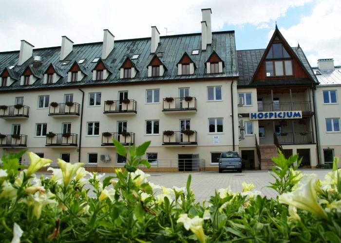 Personel i pensjonariusze licheńskiego hospicjum objęci kwarantanną 