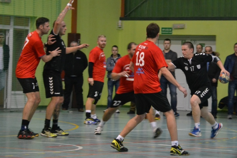 Zapowiedź sportowego weekendu. Piłkarskie sparingi i pojedynek ze swarzędzkimi szczypiornistami