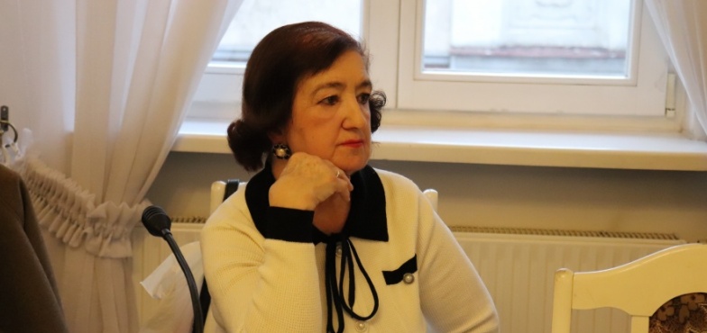 „Mieszkam na Zatorzu” kontra „ta pani robi nas w konia”. Radni zajęli się sprawą Krystyny Leśniewskiej 