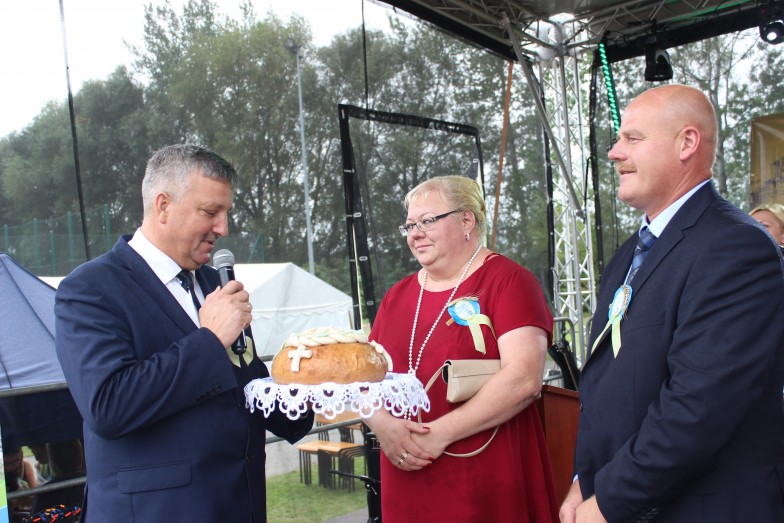 Dożynki na boisku 