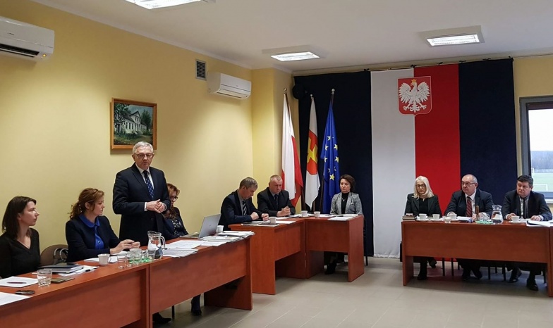Bez sprzeciwu podzielili gminną kasę. Jakie inwestycje zrealizują w 2018?