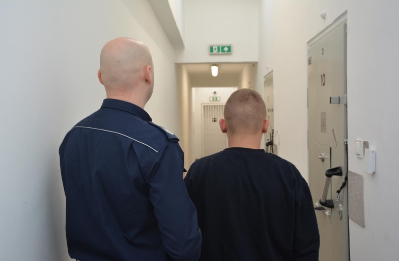 Rozwoził pizzę i narkotyki. Policjanci zatrzymali „mobilnego” dilera 