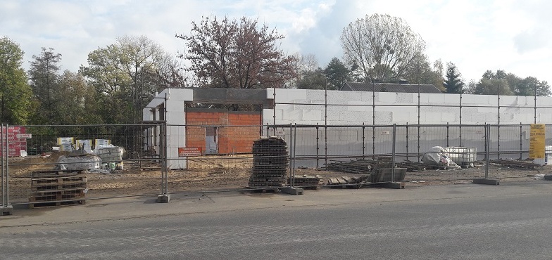 To już piąty spożywczy w centrum. Kiedy ruszy nowy sklep?