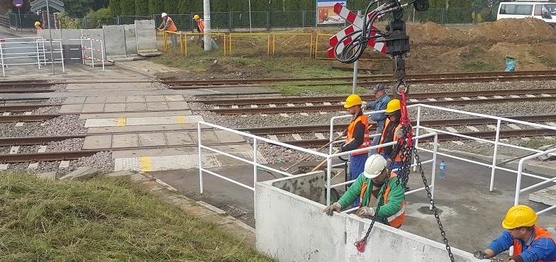 Kiedy będzie otwarte przejście przez tory na ulicy Okólnej w Koninie? 