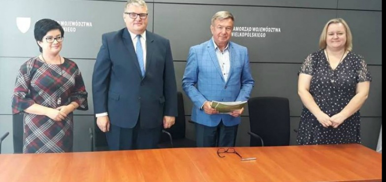 Umowa podpisana. Na „Malcie” i w Trębach Starych powstaną ścieżki i tablice edukacyjne