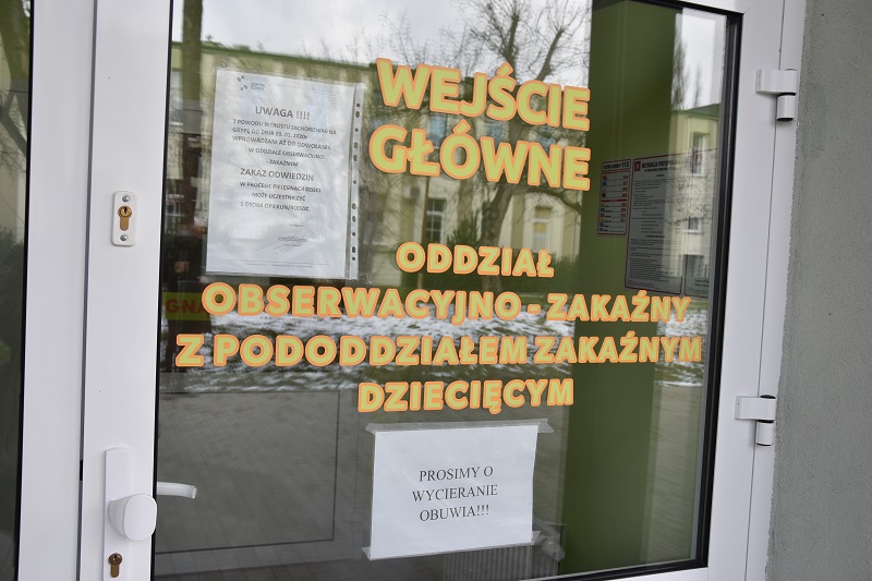 Trzy osoby dodatnie na oddziale zakaźnym. Koronawirusa potwierdzono u starszego małżeństwa 