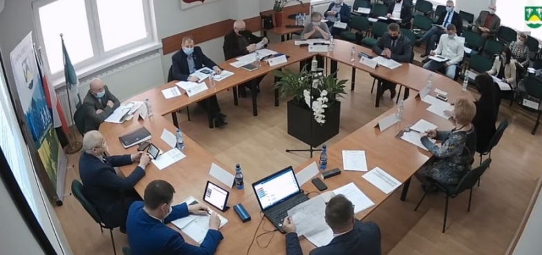 „To będzie droga z kostki brukowej”. Mieszkańcy czekali na nią 20 lat
