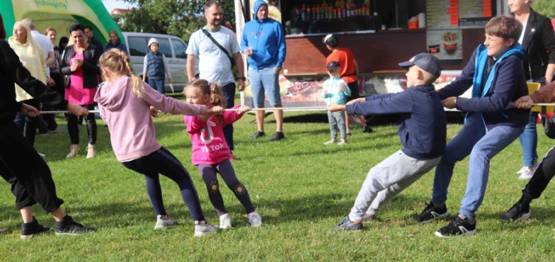 Rodzinny piknik sołectw w Wieruszewie