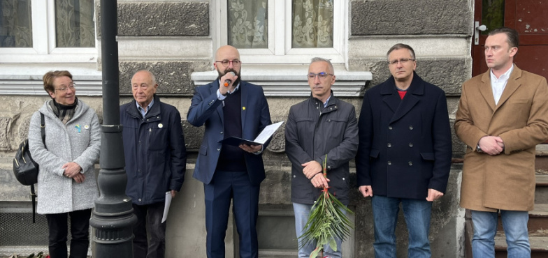 Kamienie Pamięci odsłonięte. „Zawsze będzie ich mniej niż ofiar”