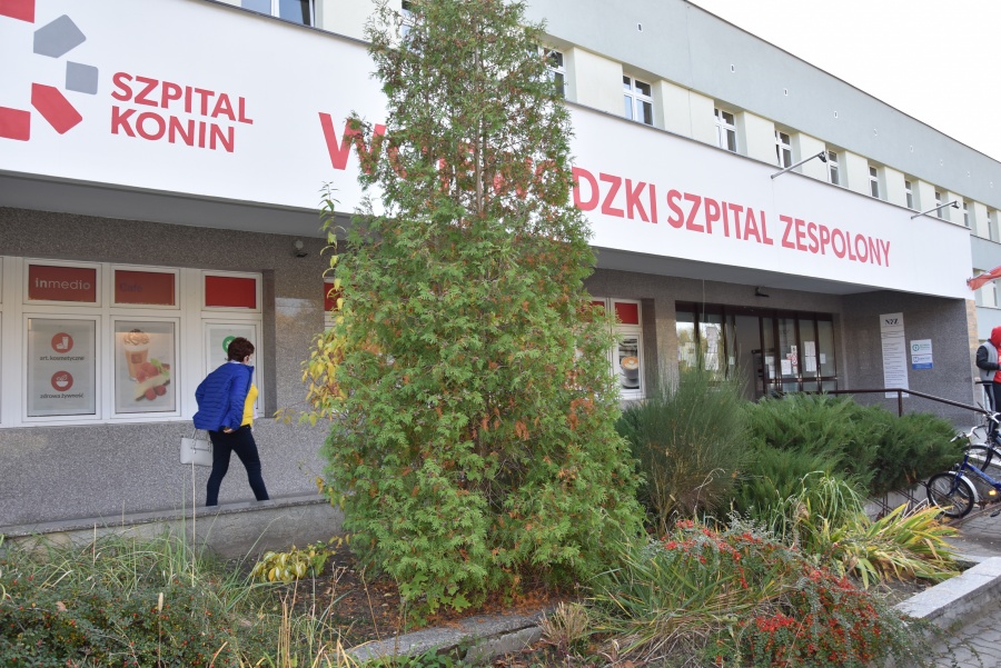 Szpital wstrzymuje przyjęcia na urologię. Zakażenia COVID-19 wśród 4 osób z personelu