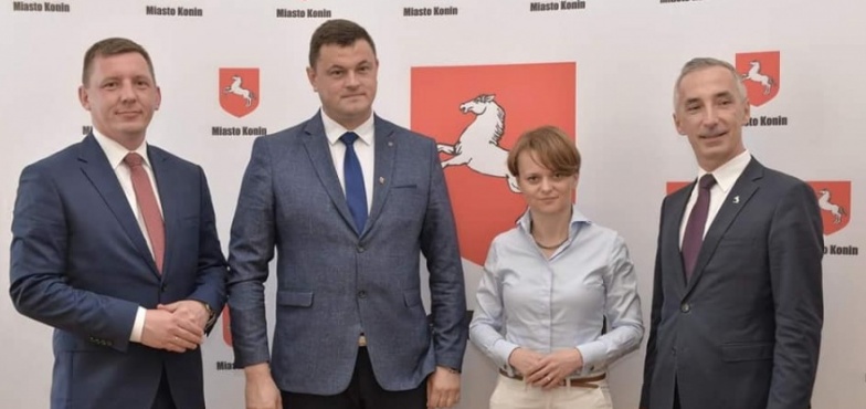 Wicepremier Jadwiga Emilewicz w magistracie. „Potrzebne i ważne spotkanie” 