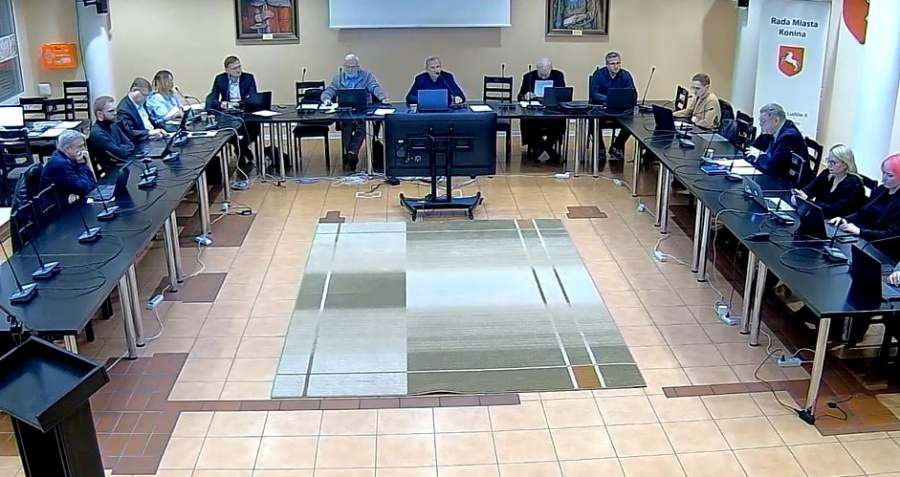 Przewodniczący rady miasta chciał wiedzieć, dlaczego tylko opłata od posiadania psów nie wzrasta 