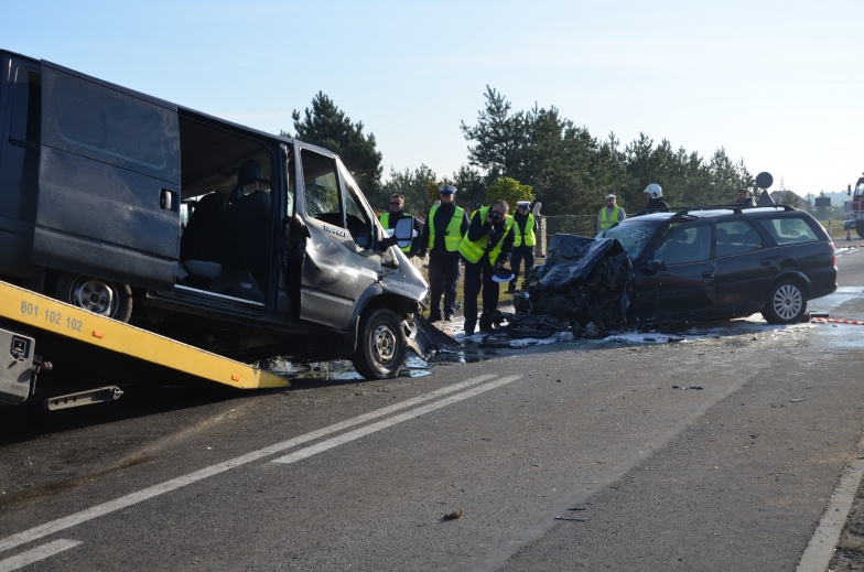 Masowy wypadek w Ignacewie. Bus zderzył się z samochodem osobowym. Mamy nowe informacje