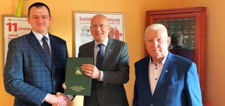 Przekazali działkę pod budowę nowej siedziby KRUS