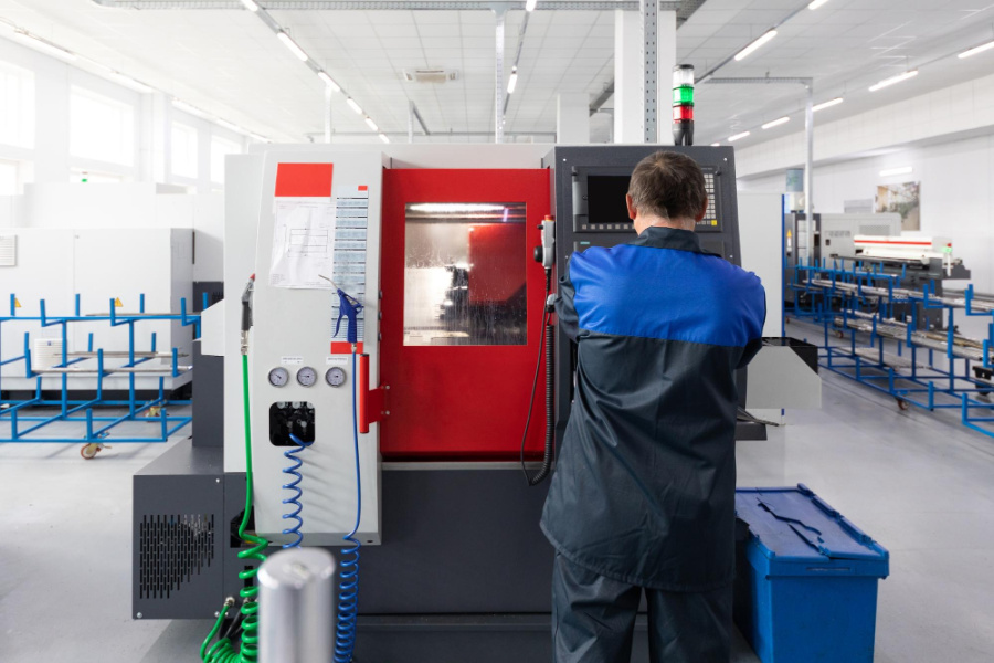 Dostawca maszyn CNC – kompleksowa oferta dla przemysłu