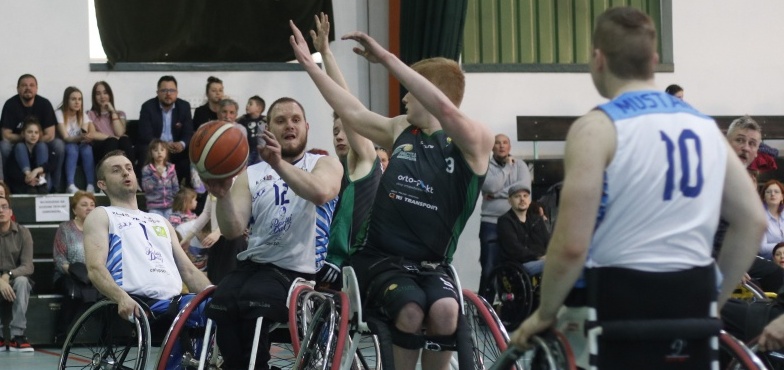 Mustang znów gromi rywala. Tym razem koninianie nie dali szans Startowi Wrocław