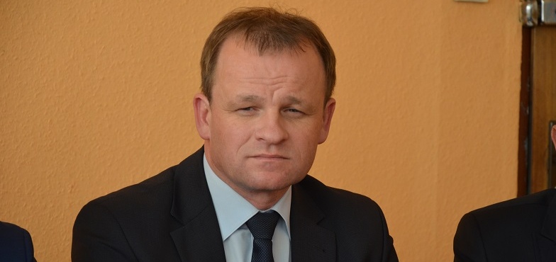 Poseł PiS-u jadąc do Konina stracił prawo jazdy na trzy miesiące. W terenie zabudowanym pędził prawie 130 km/h 