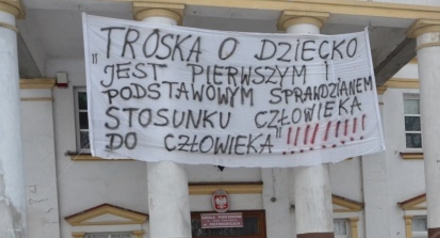 Kurator oświaty nie zgodził się na likwidację szkoły w Piotrkowicach 