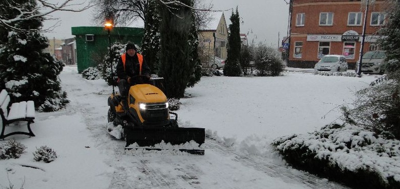 Po raz pierwszy takie odśnieżanie! Mieszkańcy zadowoleni 
