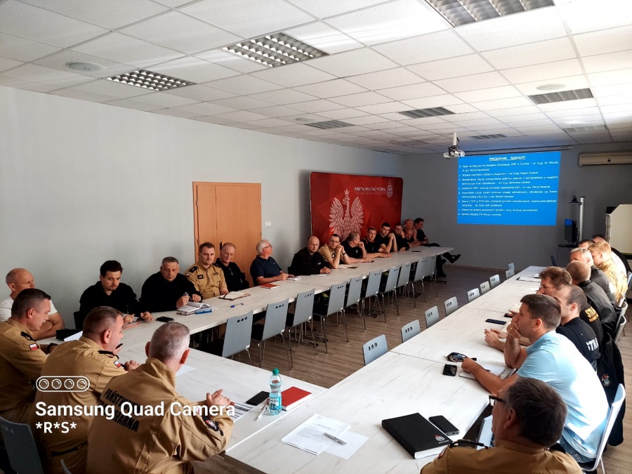 Narada z komendantami gminnymi i naczelnikami jednostek OSP