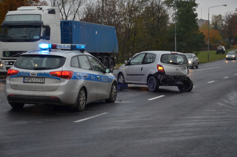 W Koninie panuje wzmożony ruch. Korki na ulicach, więcej stłuczek