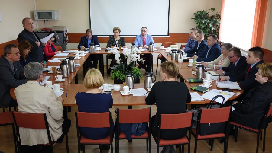 Poślą psy i koty 130 kilometrów do schroniska. Dlaczego tak daleko?