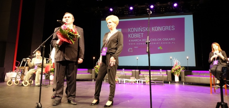 V Koniński Kongres Kobiet wystartował. Ciekawe panele, wystawy, Park Zdrowia i Kącik Malucha