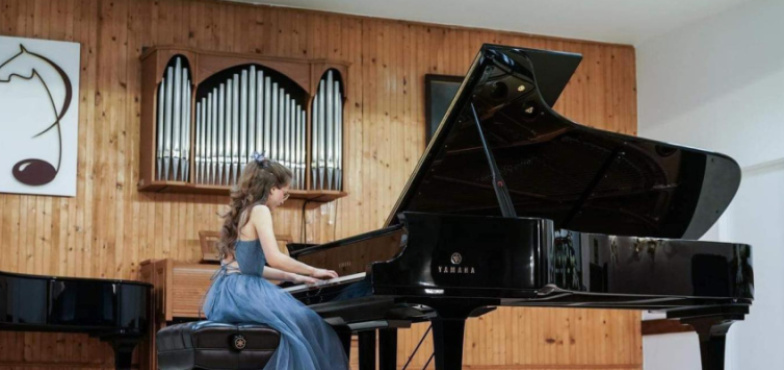 Sukcesy pianistek z II LO w Koninie