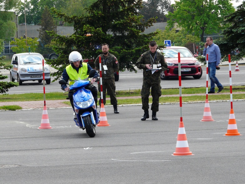 Finał Wojewódzki XXI Ogólnopolskiego Młodzieżowego Turnieju Motoryzacyjnego. Najlepszy był Poznań  