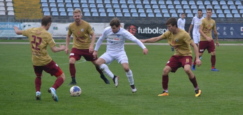 Nowy trener nie odmienił oblicza Górnika w Koninie. Trzecioligowcy z naszego miasta przegrali u siebie z Unią Janikowo 0:1 (0:0)