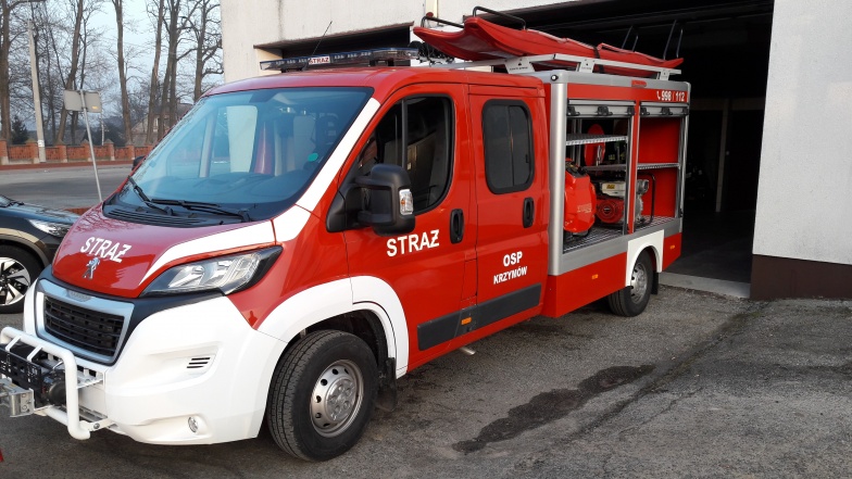 Samochód jest już w garażu. Ochotnicy odebrali wóz