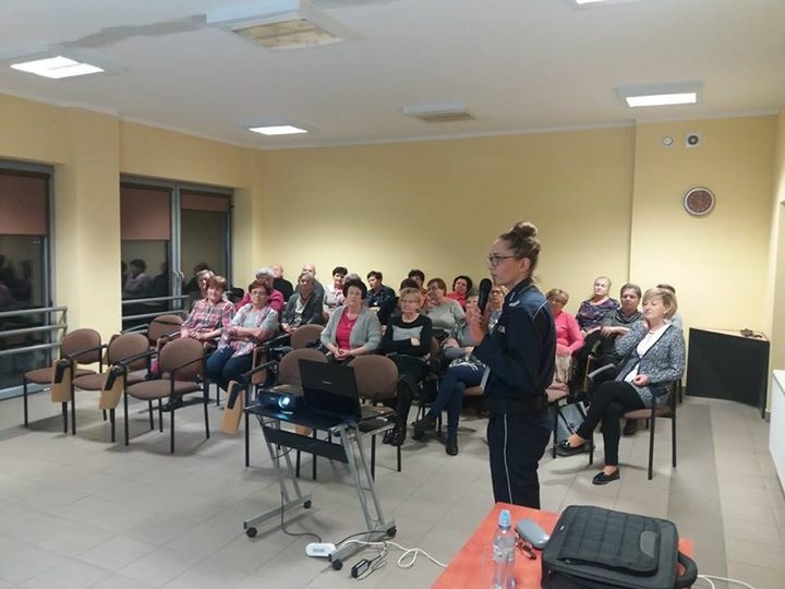 Rozmawiali o bezpieczeństwie. Policjanci spotkali się z seniorami 