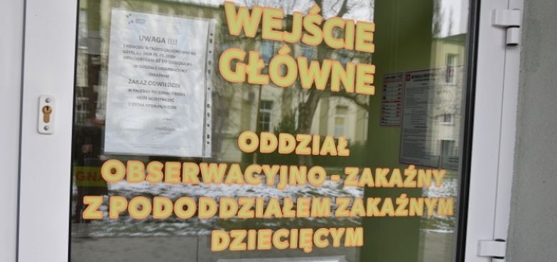 4 osoby na zakaźnym, w tym 54-letnia pacjentka z COVID-19