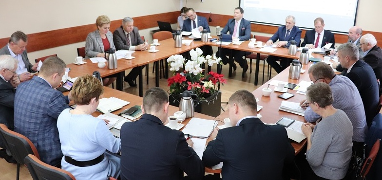 Wójt powołała nową komisję. ,,To czas, by pojawił się ktoś nowy”