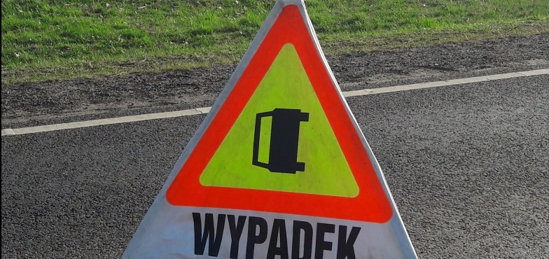Policjanci poszukują świadków wypadku. 60-latek potrącony na pasach 