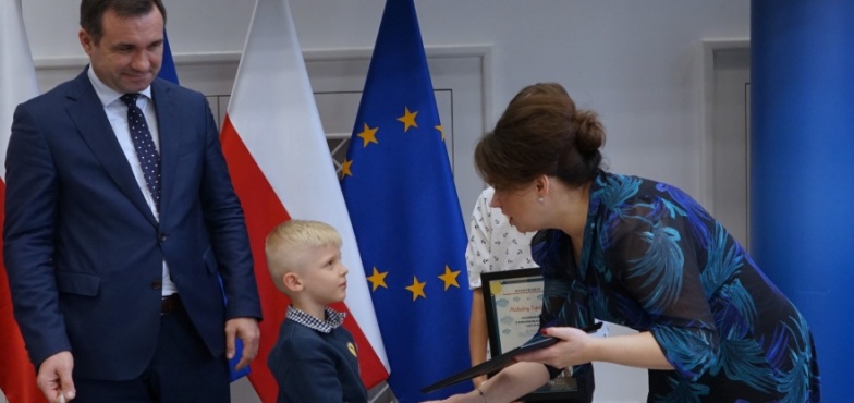 Zostali laureatami wojewódzkiego konkursu. Wiedzą, że z rodziną najlepiej