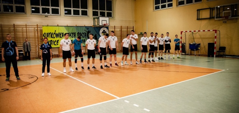 Złe dobrego początki w Wilczynie. Wilki wygrywają znów we własnej hali