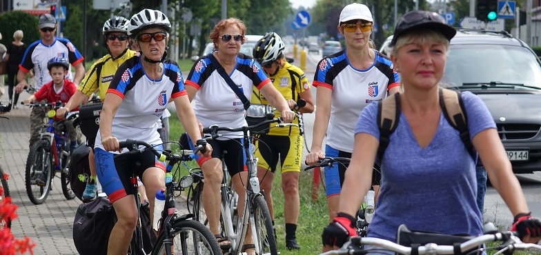 Trasa rajdu jak w 2005 roku. Jest tort, a na starcie zaśpiewano „sto lat” 