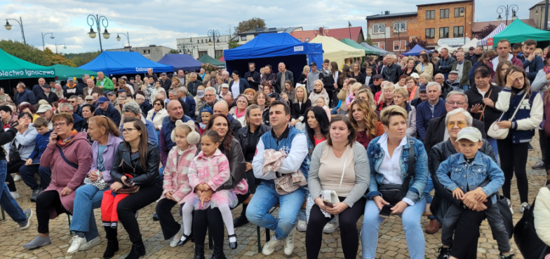 Rekordowa liczba Kół Gospodyń Wiejskich na Jarmarku Ochweśnickim