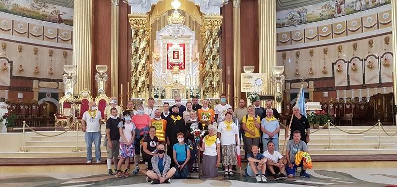 Najdłuższa z pielgrzymek na Jasną Górę dotarła do Lichenia. Pokonają ponad 500 km