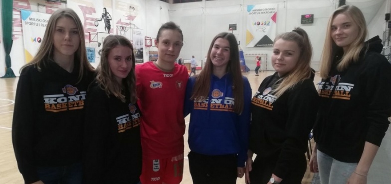 Konińska koszykarka zagra z orłem na piersi. Julia Drop w „czternastce” na mecz z Wielką Brytanią
