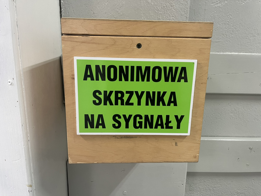 Łatwiej napisać niż powiedzieć. Uczniowie mogą anonimowo zgłaszać swoje problemy